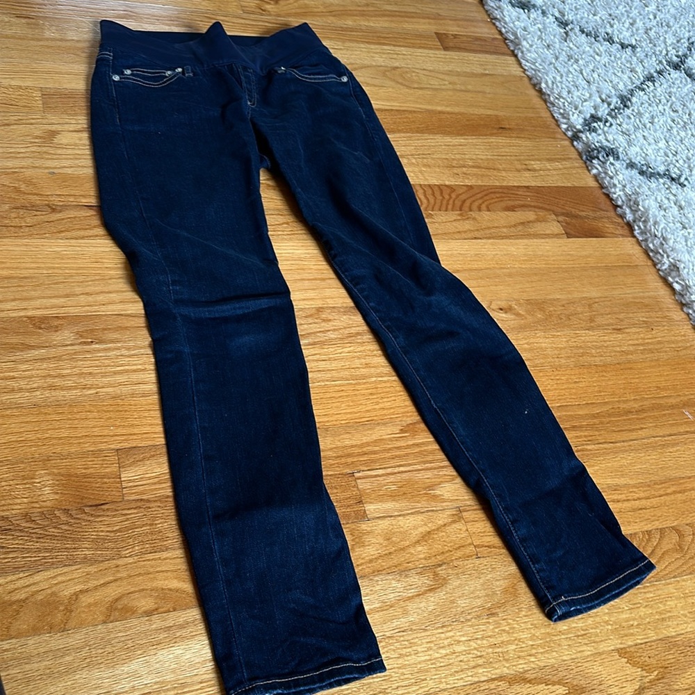 Size 2 maternity skinny jeans